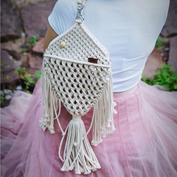 Handmade Macrame handbag - Picture 5 of 10